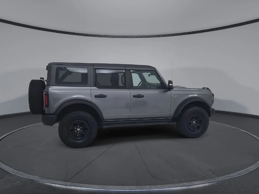 Used 2023 Gray Ford Wildtrak image 18