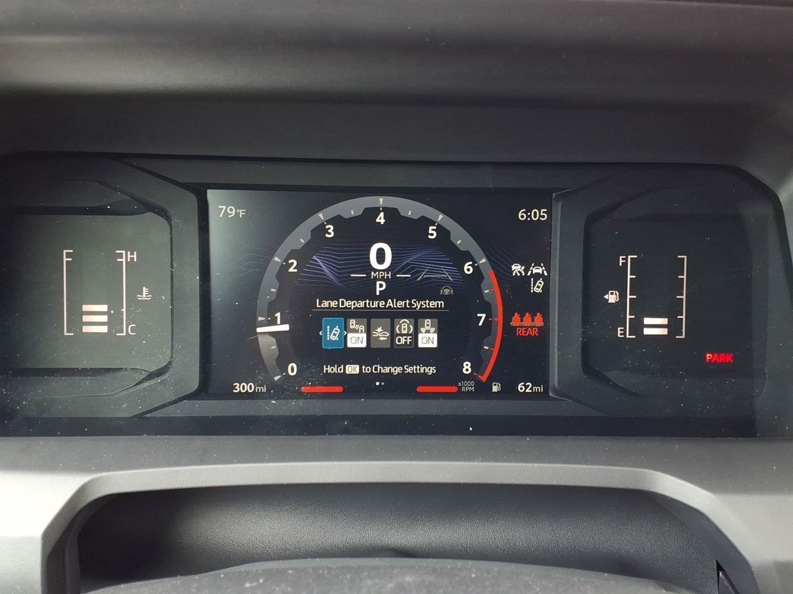 2026 Toyota Tacoma SR5 - Photo 28