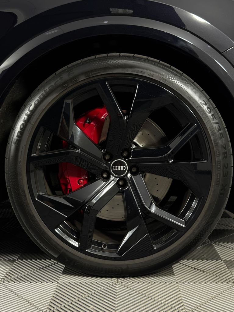 Used 2021 Orca Black Metallic Audi 4.0T image 46