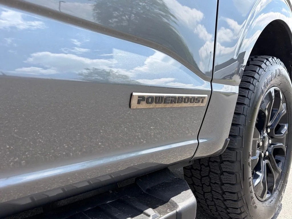 Certified Used 2023 Gray Metallic Ford XLT image 12