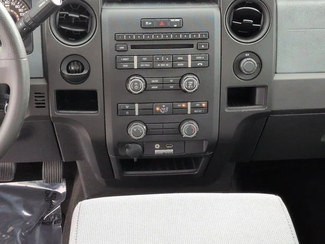 Used 2014 Ingot Silver Ford STX image 19