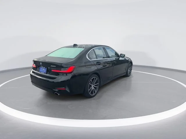 Used 2019 Black BMW 330i image 7