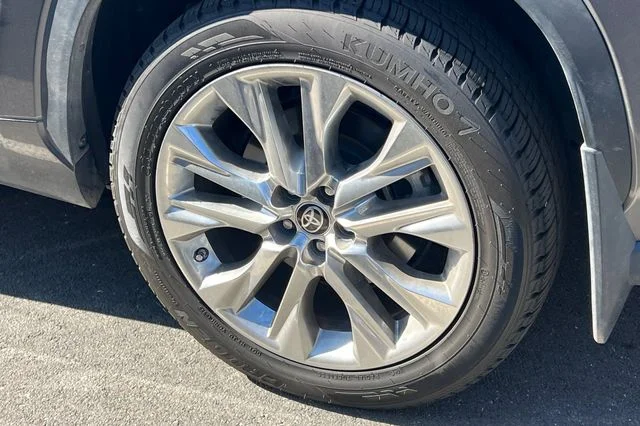 Used 2024 Gray Toyota Limited image 4