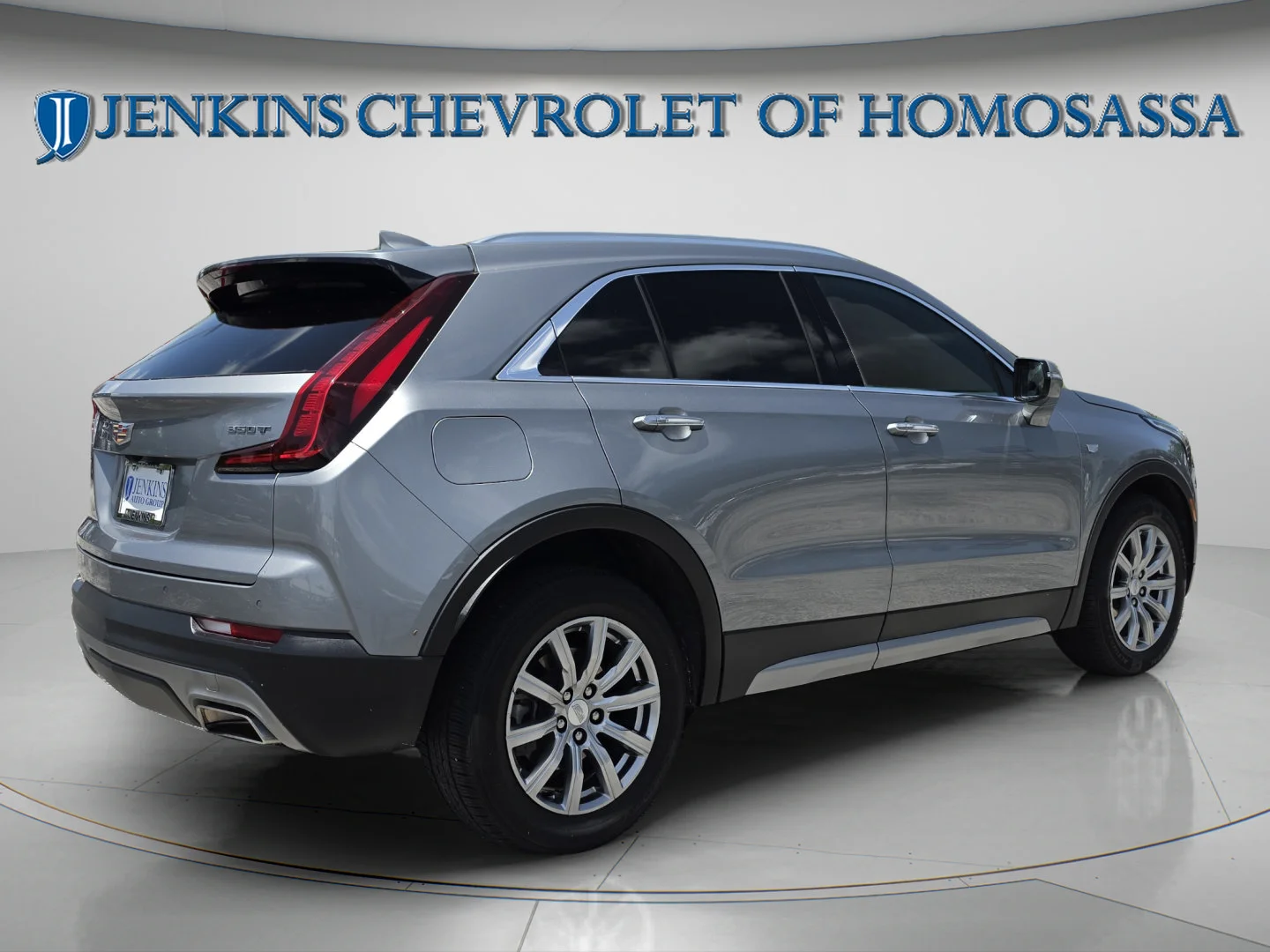 Used 2023 Argent Silver Metallic Cadillac AWD Premium Luxury image 4