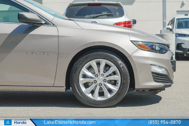 Used 2023 Mineral Gray Metallic Chevrolet LT image 6