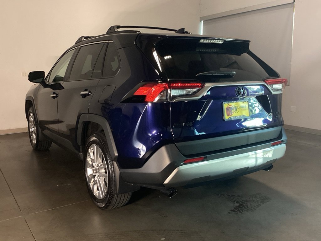 Certified Used 2025  Toyota Limited image 11