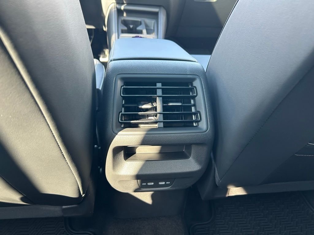 New 2026 White/off-white Volkswagen 2.0T SE R-Line Black image 48