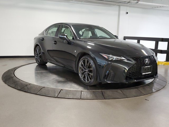 2023 Lexus IS