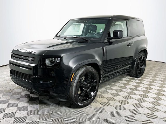 2026 Land Rover Defender 90 V8