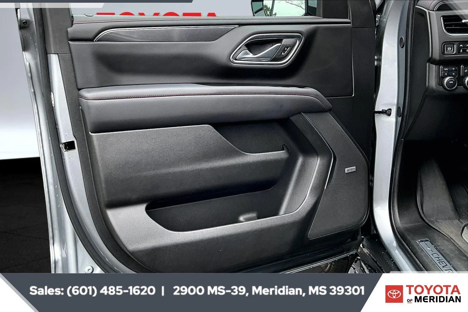 Used 2023 Sterling Gray Metallic Chevrolet RST image 17