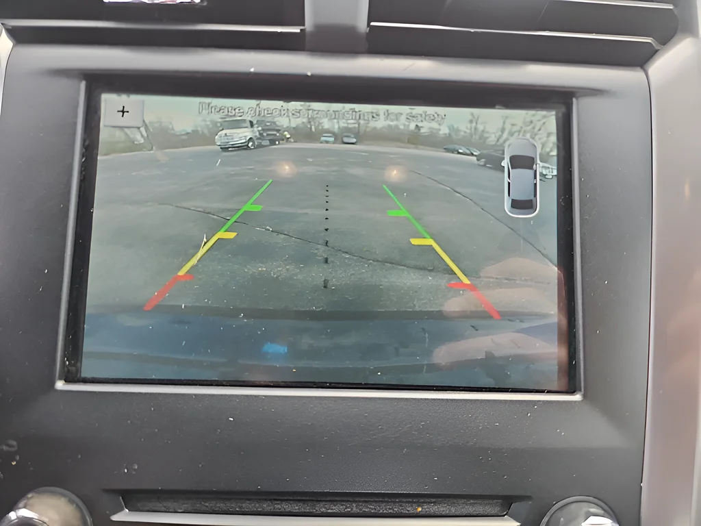 Used 2018 Black Ford SE image 16