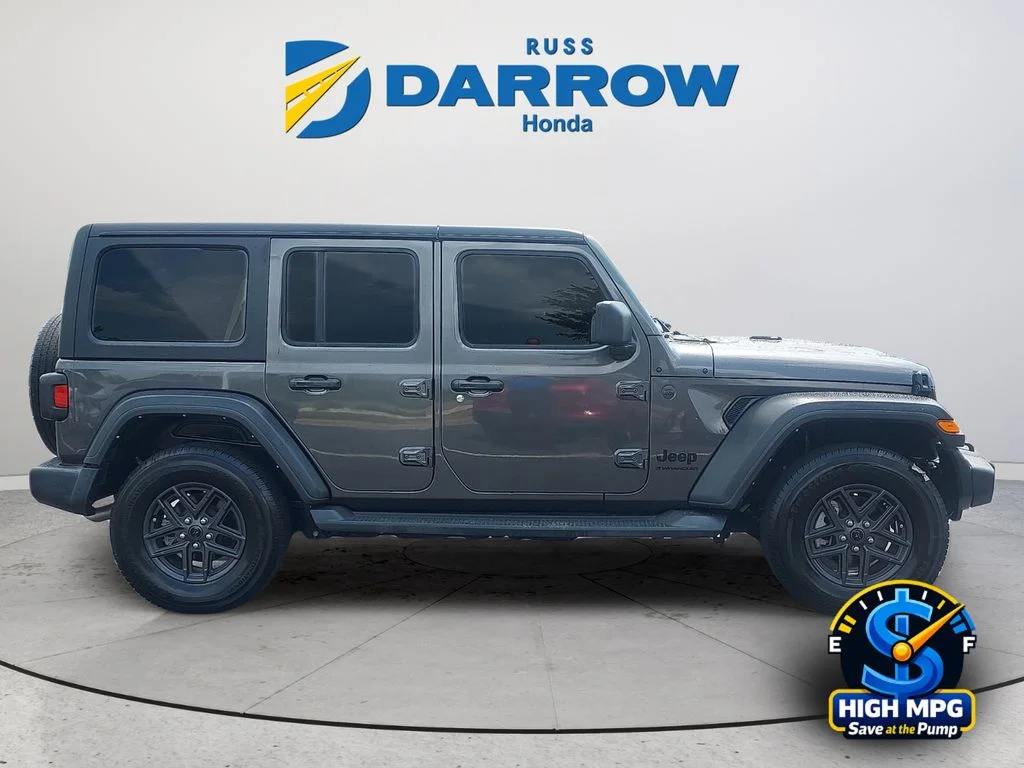 Used 2024 Gray Jeep Sport S image 6