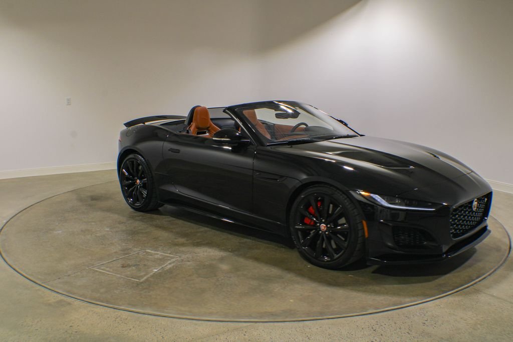 Certified Used 2021 Santorini Black Metallic Jaguar R image 7