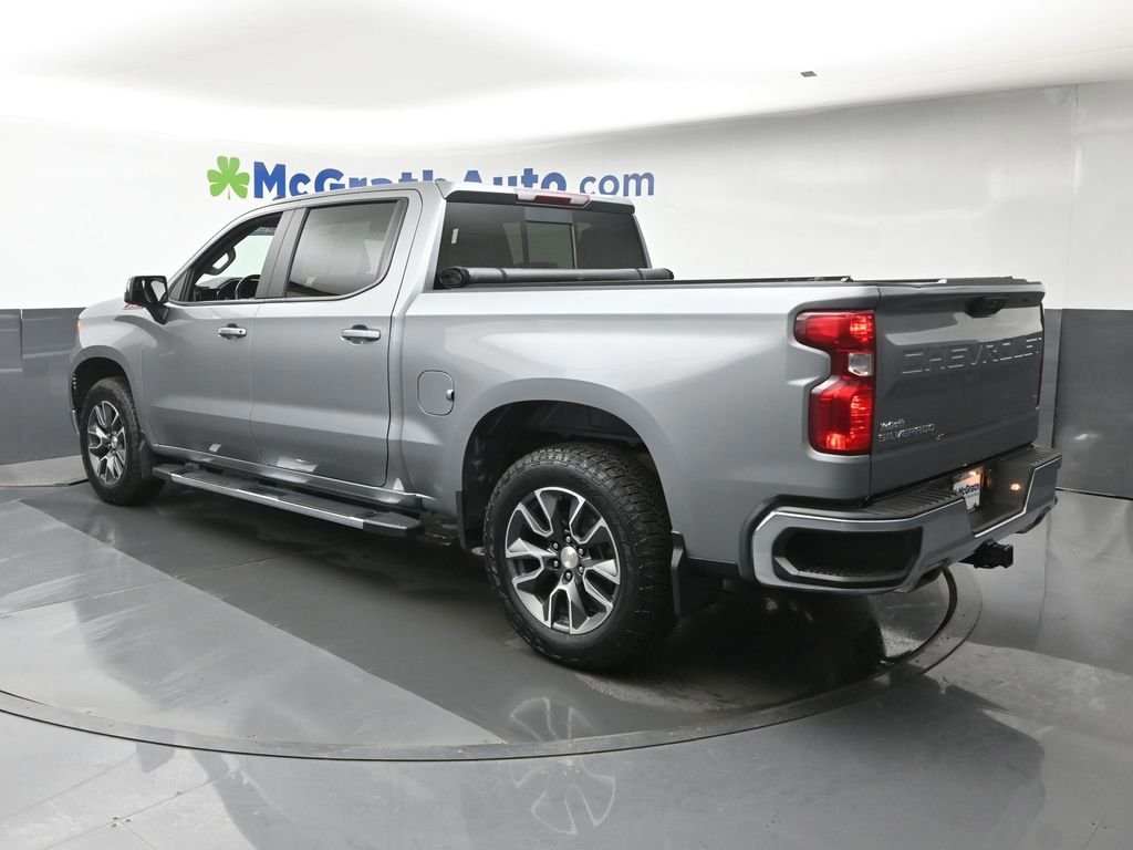 Used 2024 Gray Chevrolet LT image 25