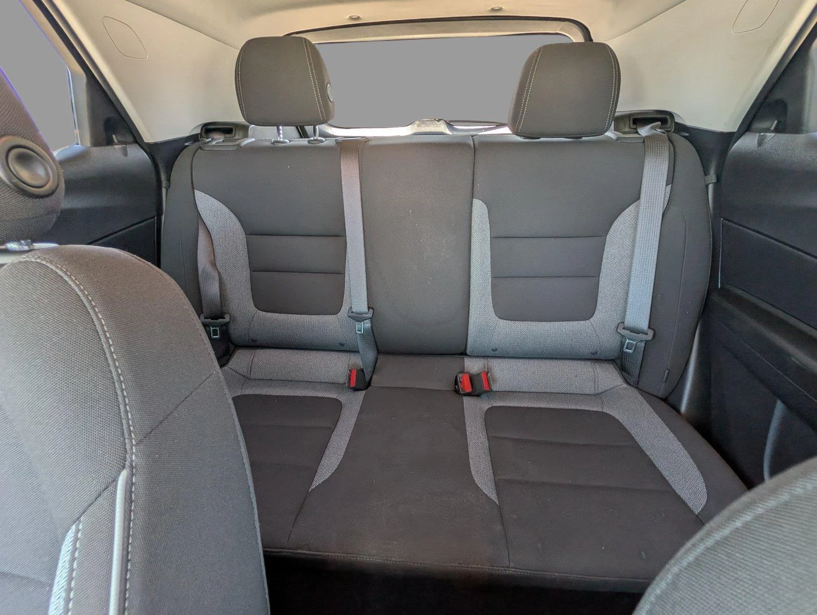 Used 2025 Summit White Chevrolet LT image 13