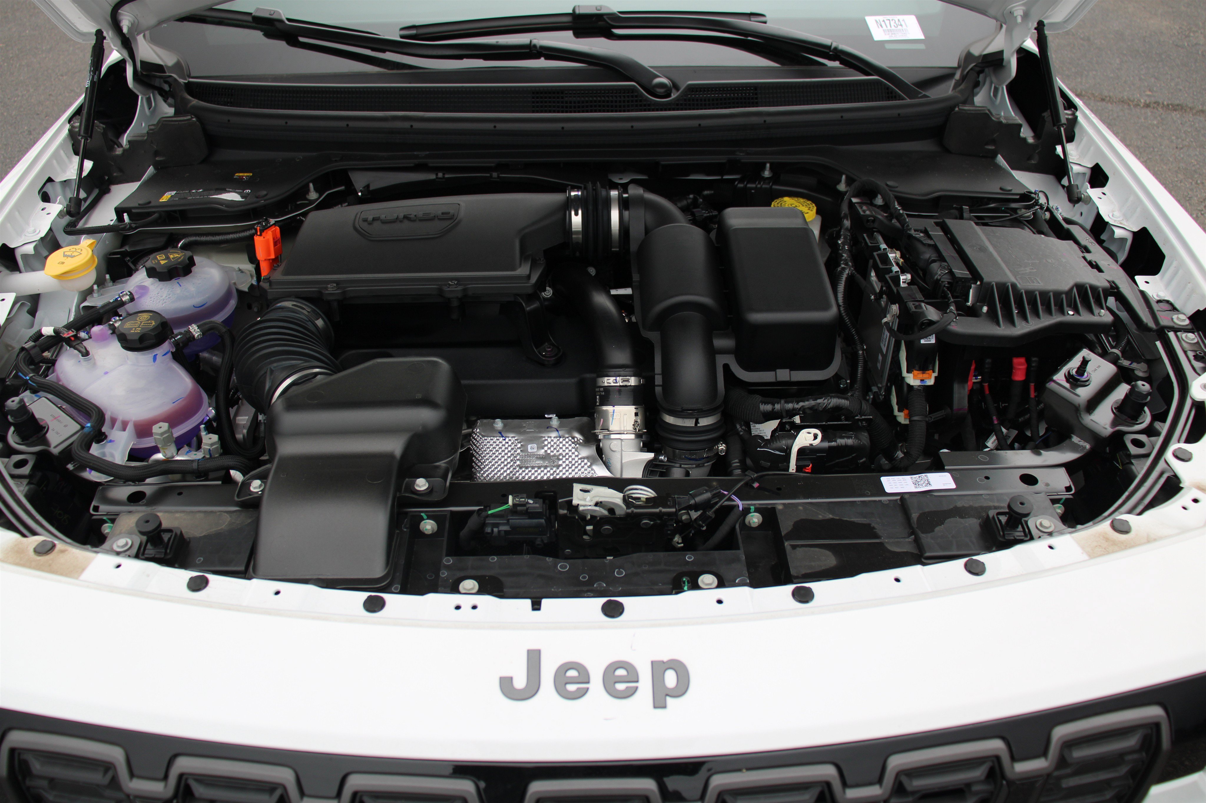 New 2026 Bright White Clearcoat Jeep Laredo image 37