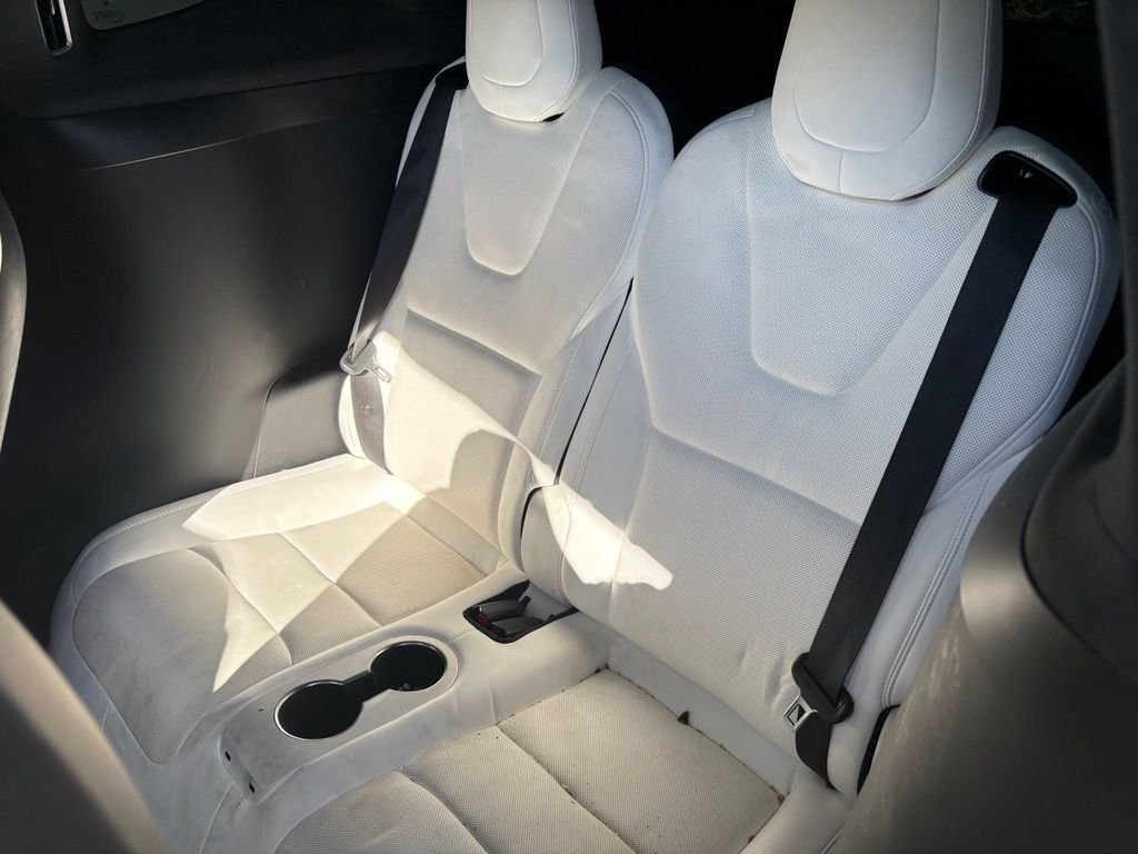 Used 2022  Tesla Plaid image 11