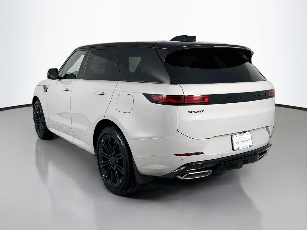 New 2027 Borasco Grey Land Rover Dynamic SE image 3