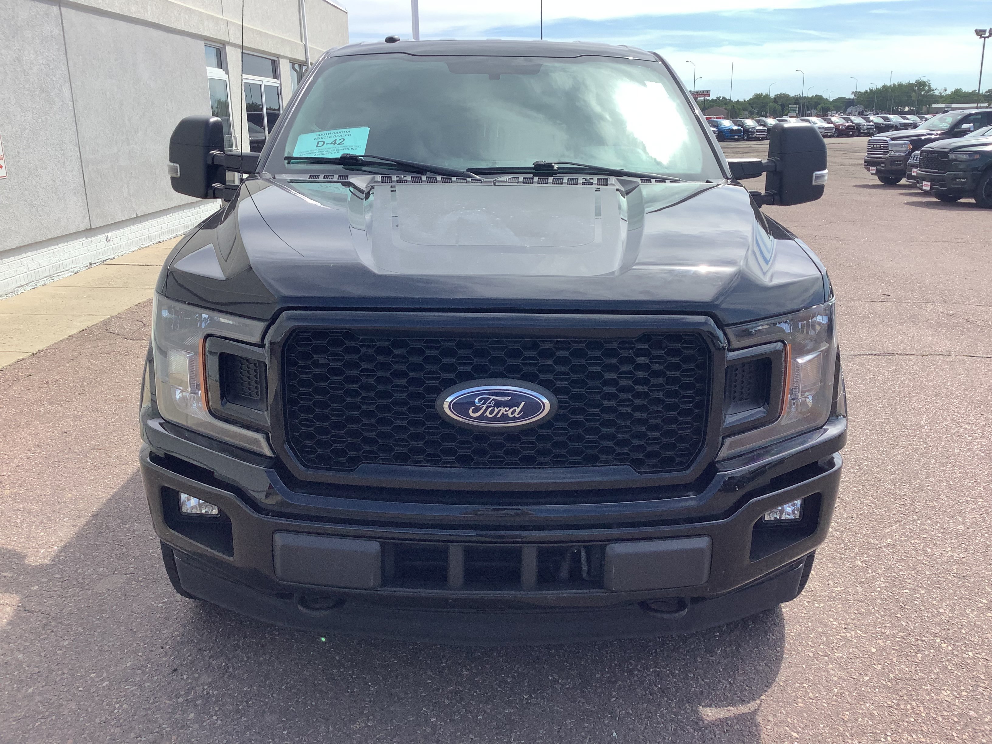 Used 2018 Black Ford XLT image 3