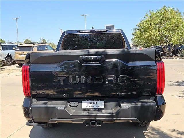 Used 2025 Midnight Black Metallic Toyota SR5 (A10) 4x4 CrewMax 5.5 ft. box 145.7 in. WB image 4