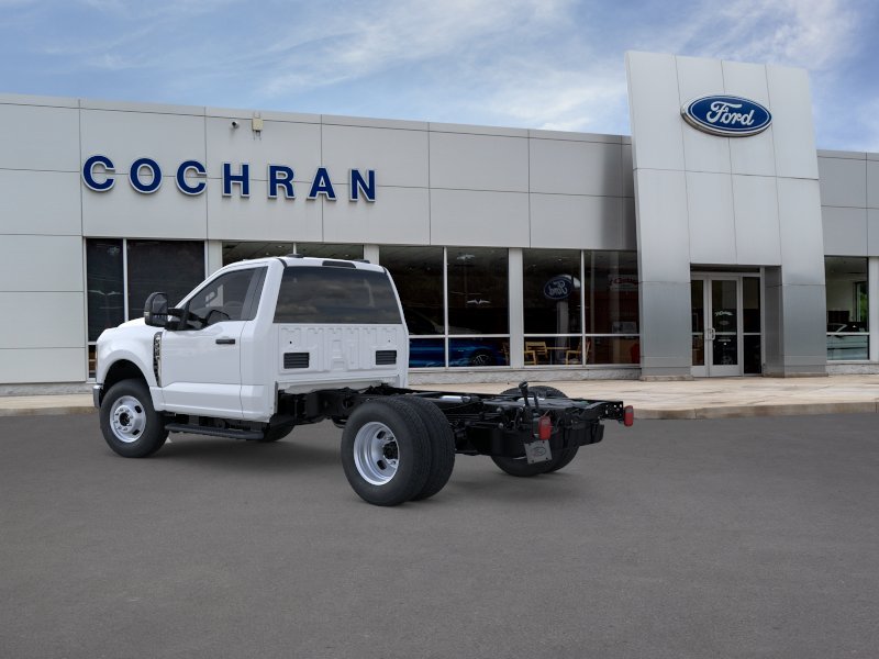New 2026 Oxford White Ford XL image 5