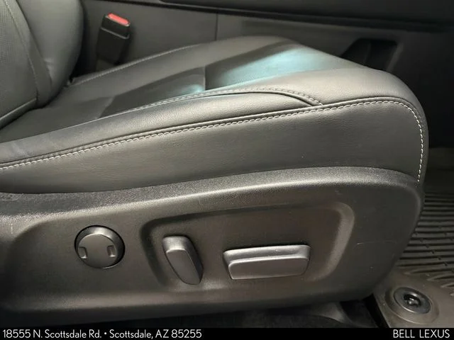 Used 2020 White Lexus 350 image 28
