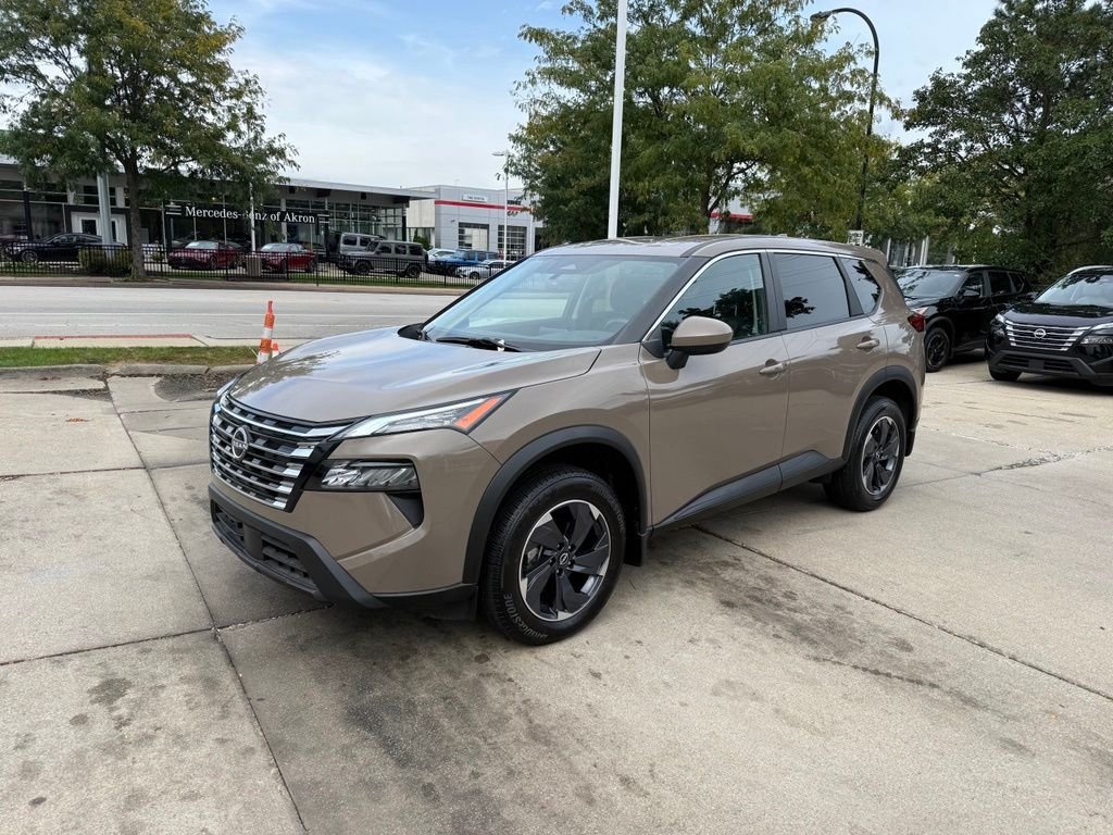 Used 2024 Beige/tan Nissan SV image 2