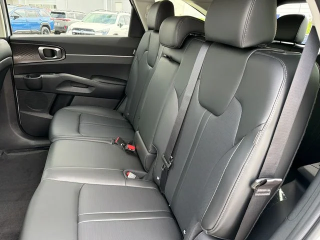 New 2026 White Kia EX image 19