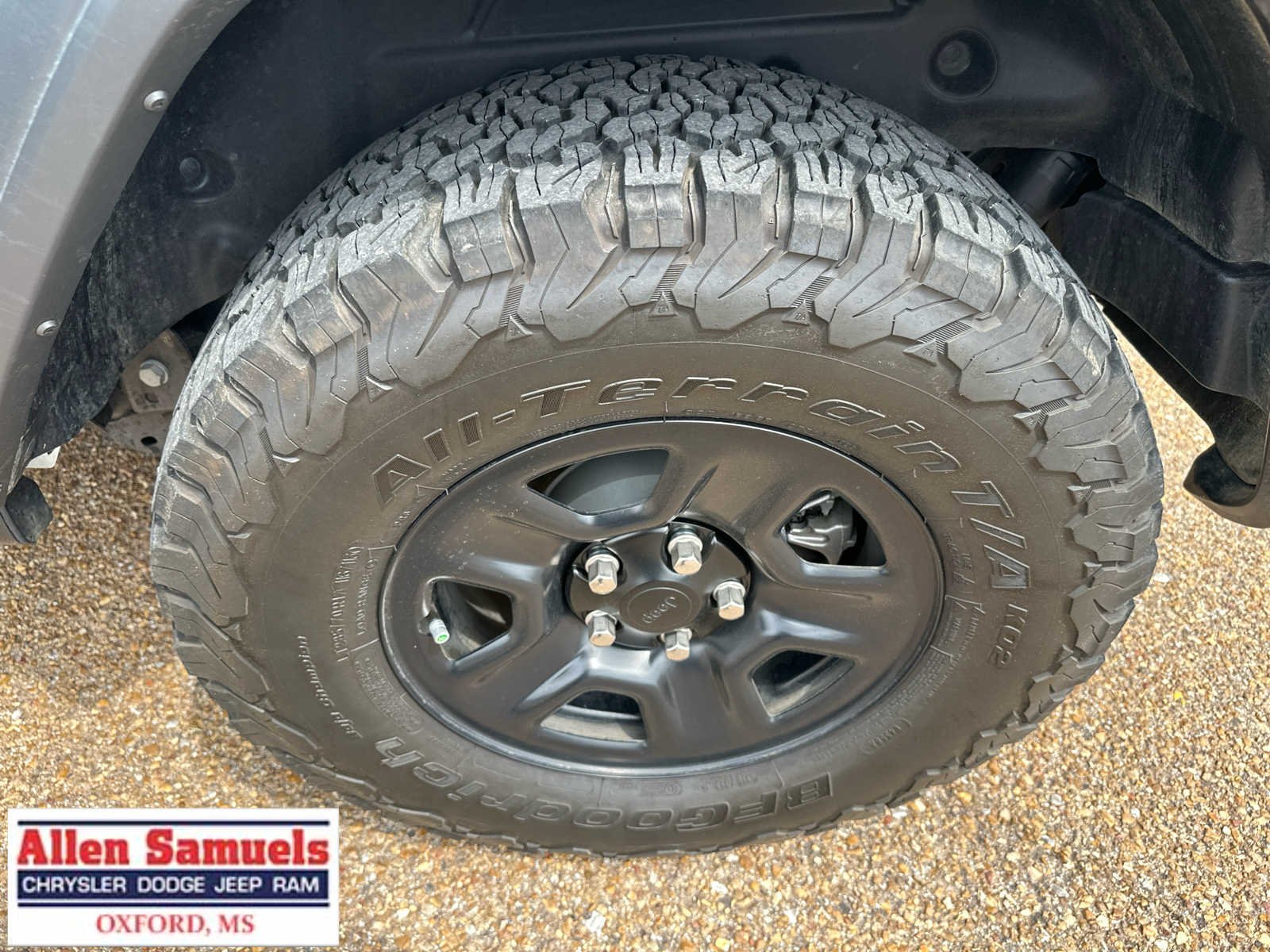Certified Used 2025 Bright White Clearcoat Jeep Sport image 40