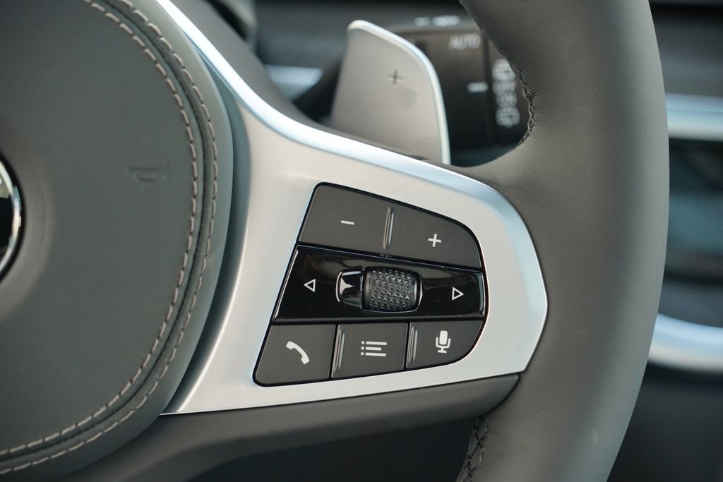 New 2027 Black Sapphire Metallic BMW xDrive40i image 23
