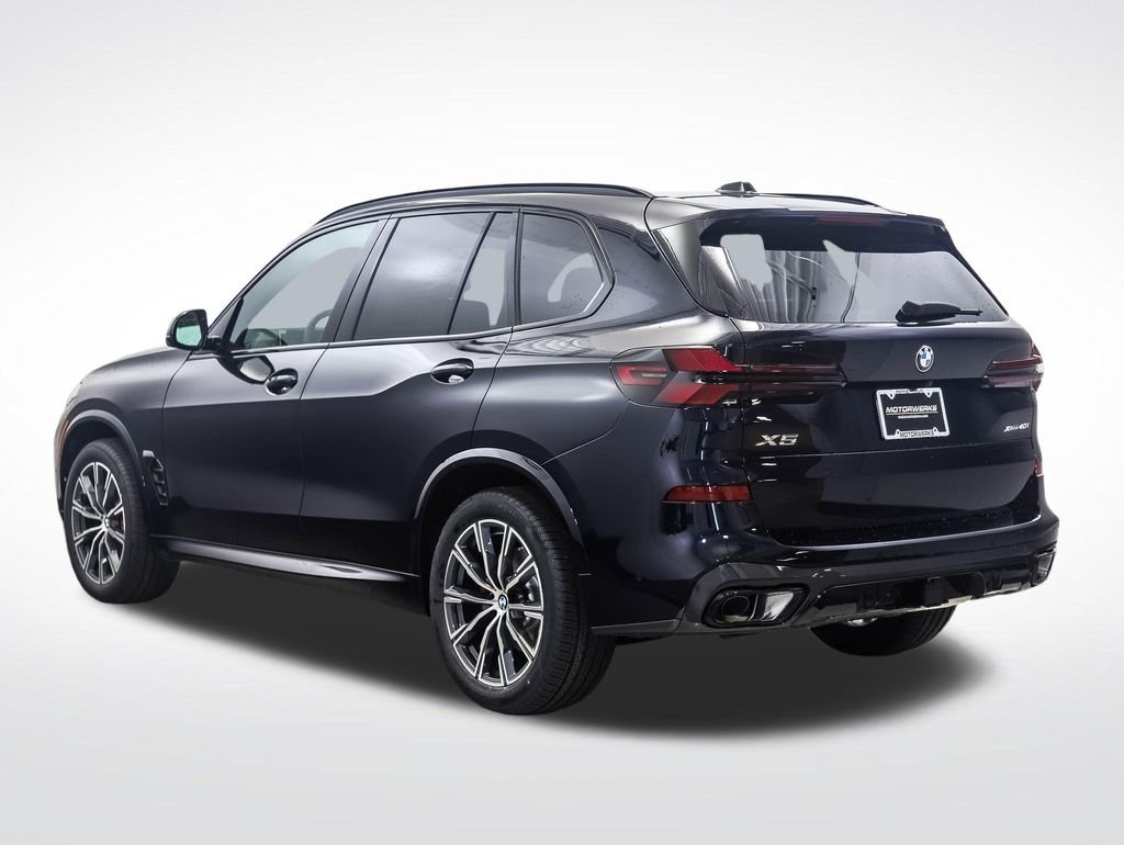 New 2026 Carbon Black Metallic BMW xDrive40i image 3