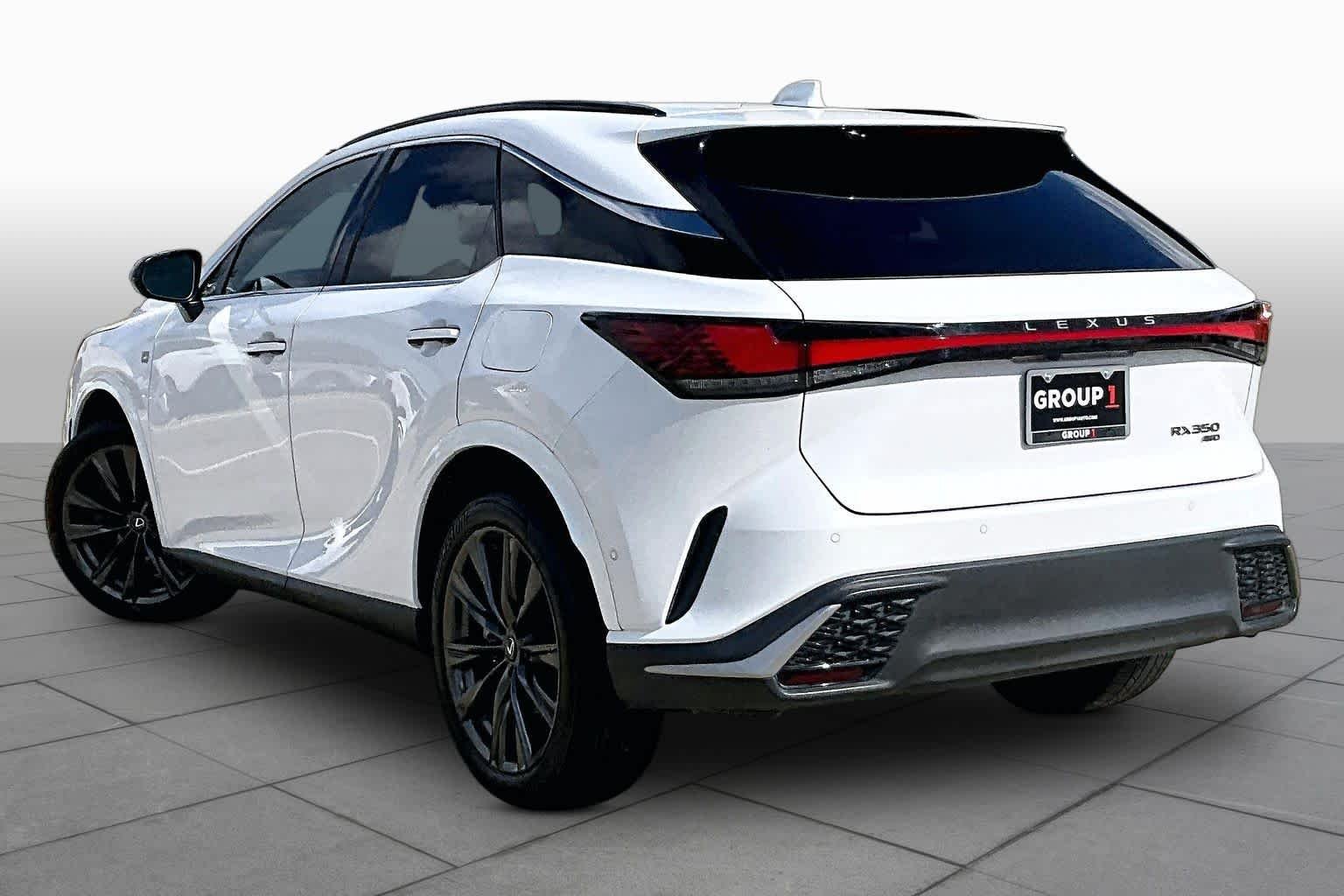 Used 2024 Ultra White Lexus F SPORT Handling image 12