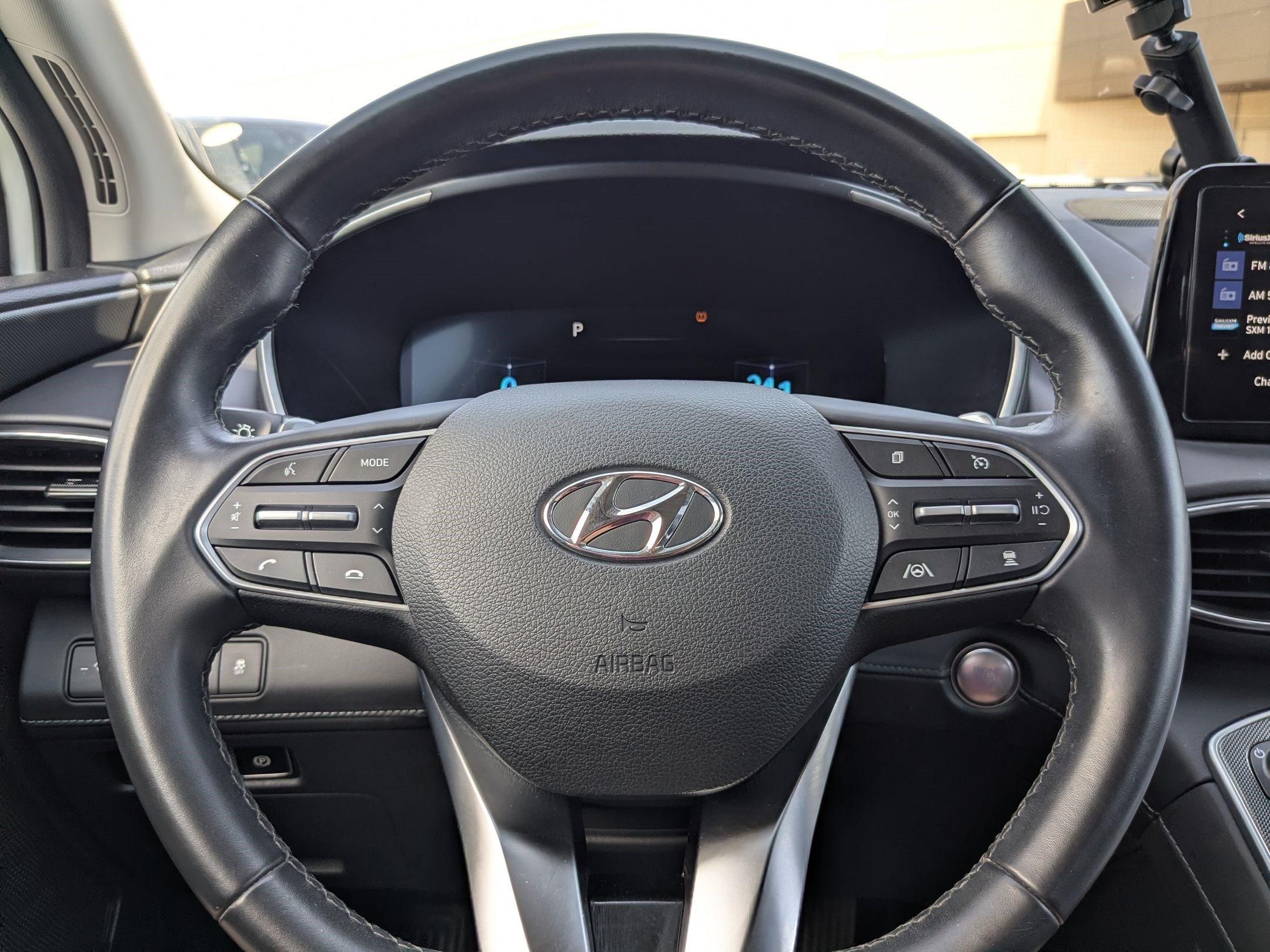 2023 Hyundai Santa Fe SEL Premium HEV - Photo 18