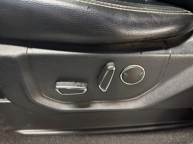 Used 2018 Red Ford Lariat image 14