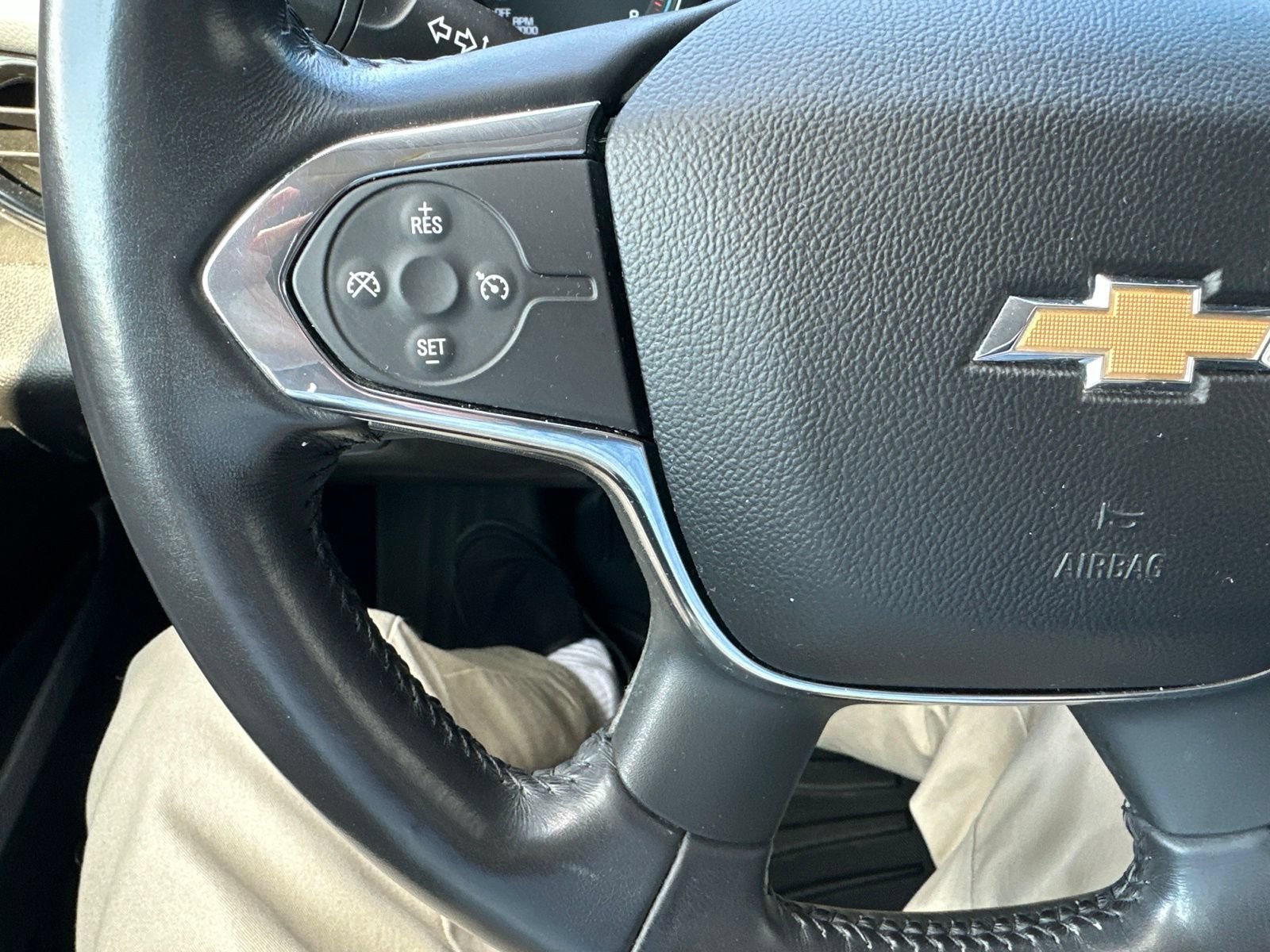 Used 2019 MOSAIC BLACK METALLIC Chevrolet LT Cloth image 30