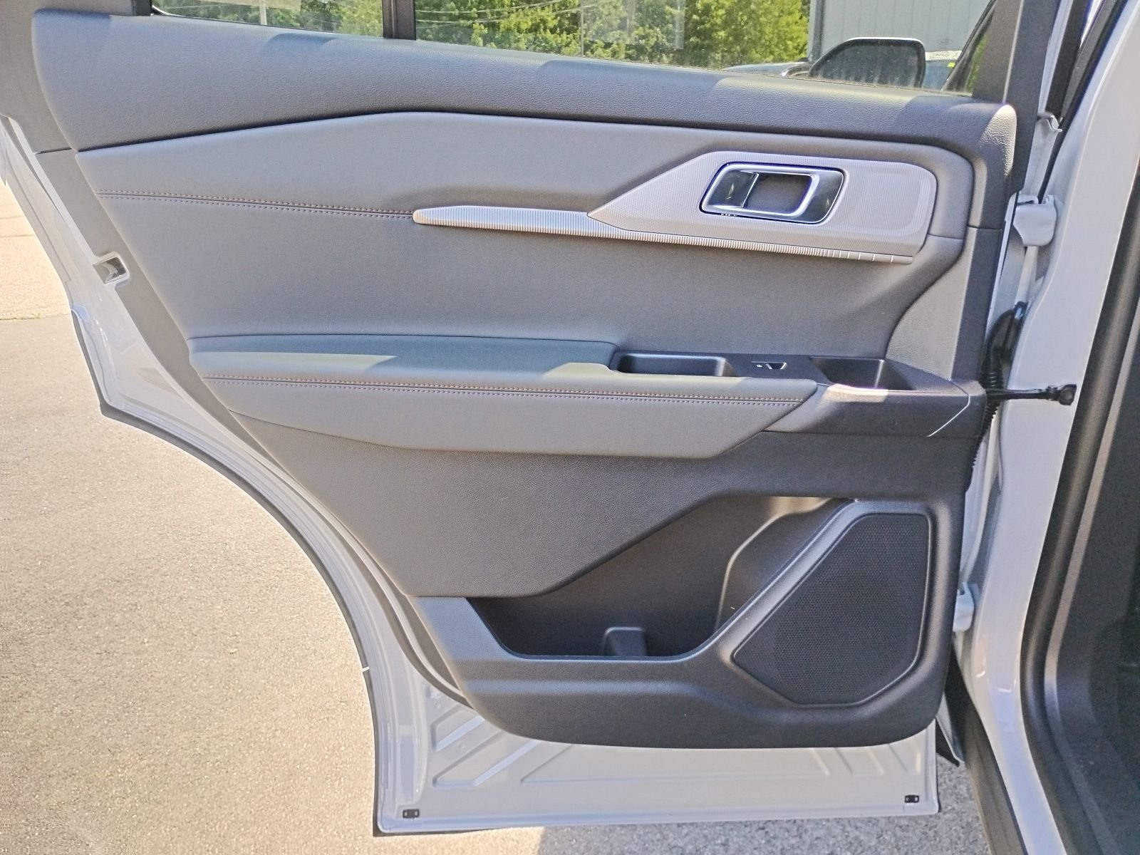 New 2026 Space White Metallic Ford Active image 13