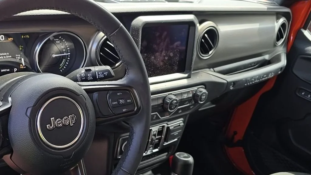 Used 2023  Jeep Willys 4xe image 6