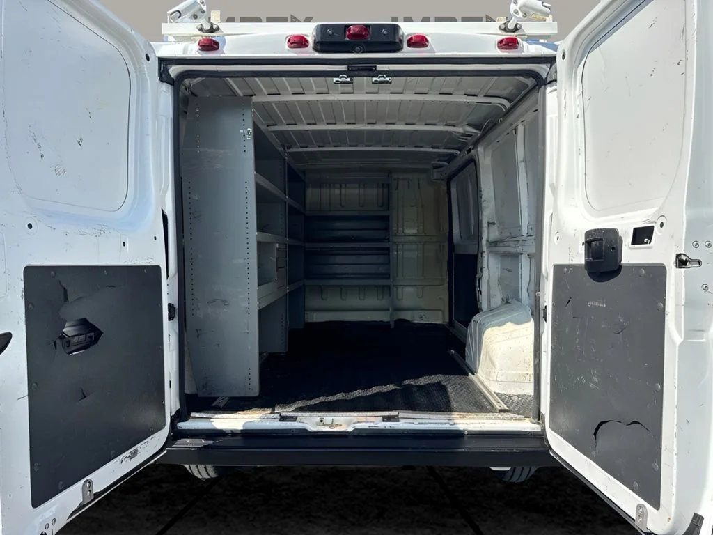 Used 2016 White Ram Low Roof image 20