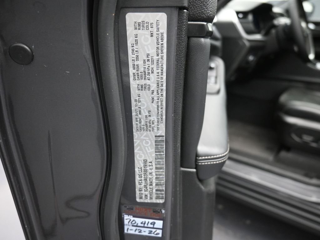 Used 2024 Gray Jeep Altitude image 19