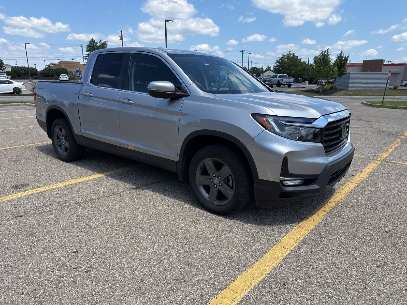 Certified Used 2023 Lunar Silver Metallic Honda RTL image 20