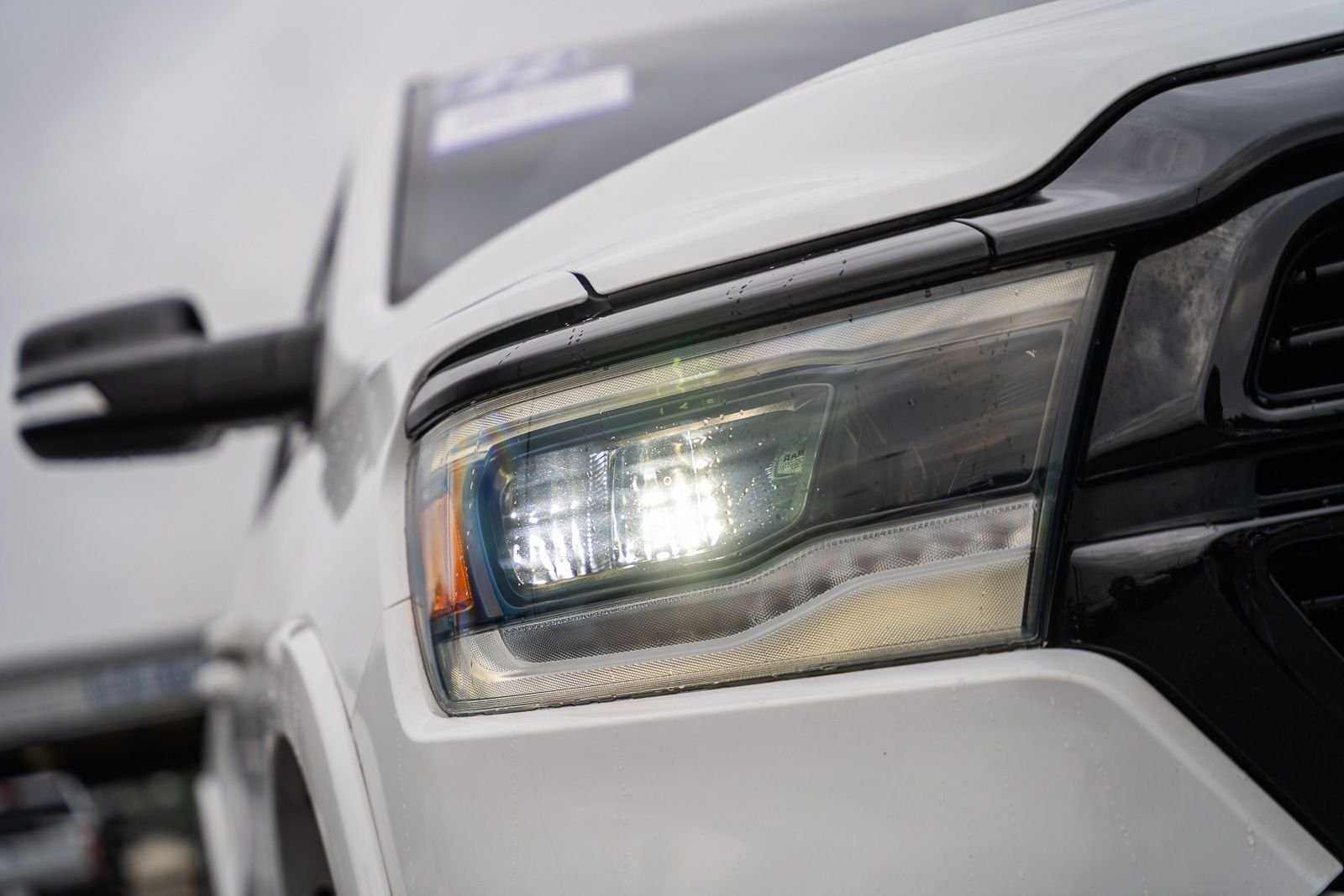 Used 2022 White Ram Laramie image 11