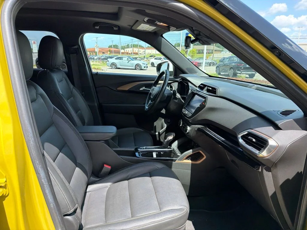 Used 2023 Yellow Chevrolet ACTIV image 26