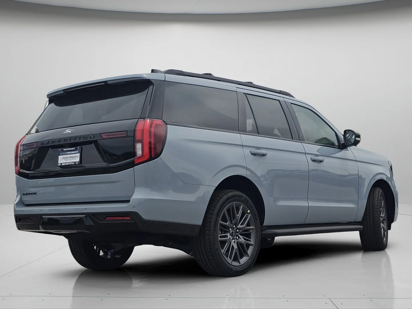 New 2026 Glacier Gray Metallic Tri-Coat Ford Platinum image 28