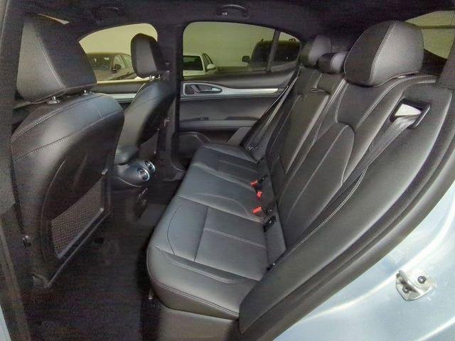 New 2025 Moonlight Gray Metallic Exterior Paint Alfa Romeo  image 22