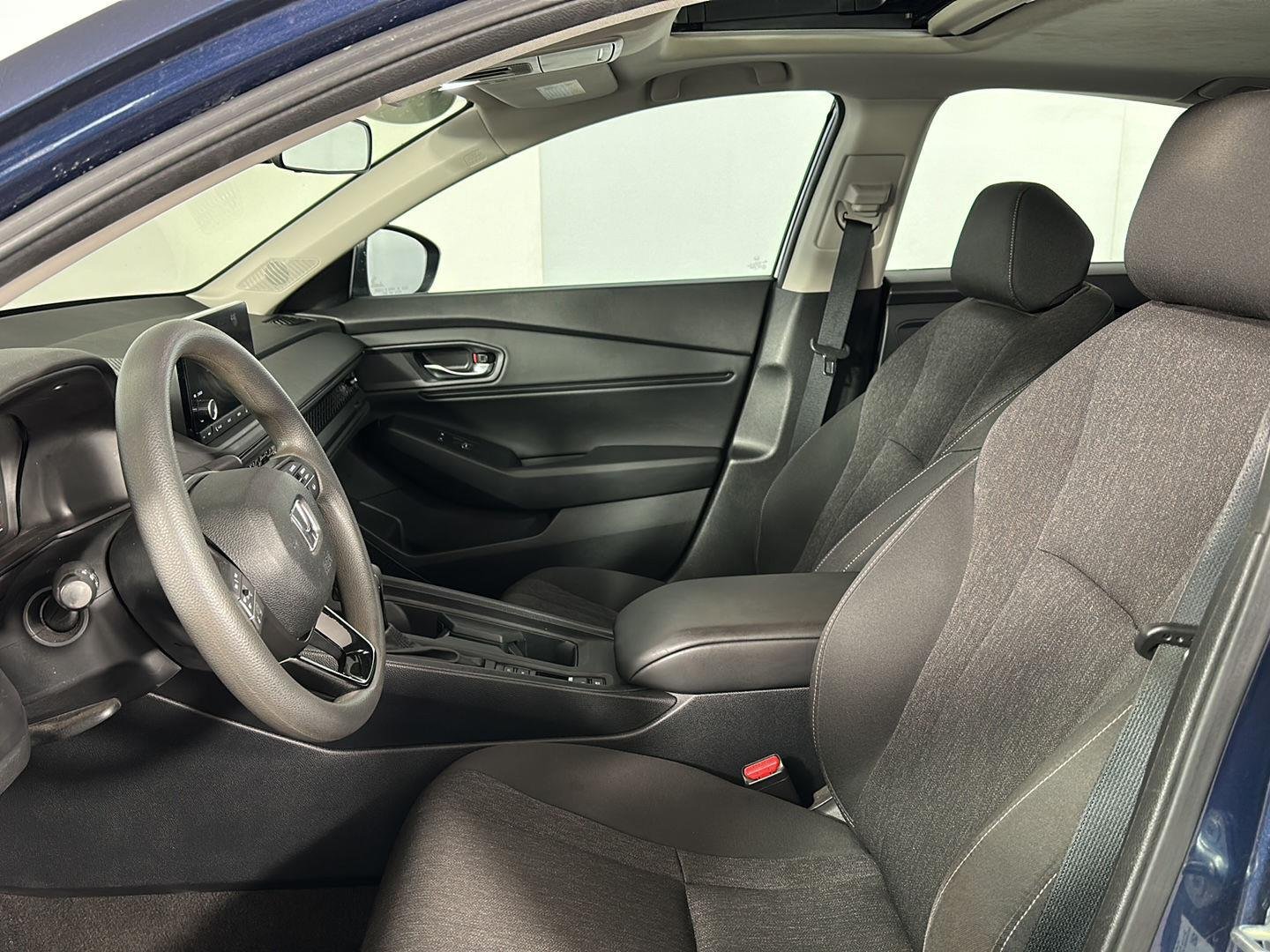 Used 2023 Canyon River Blue Metallic Honda EX image 7