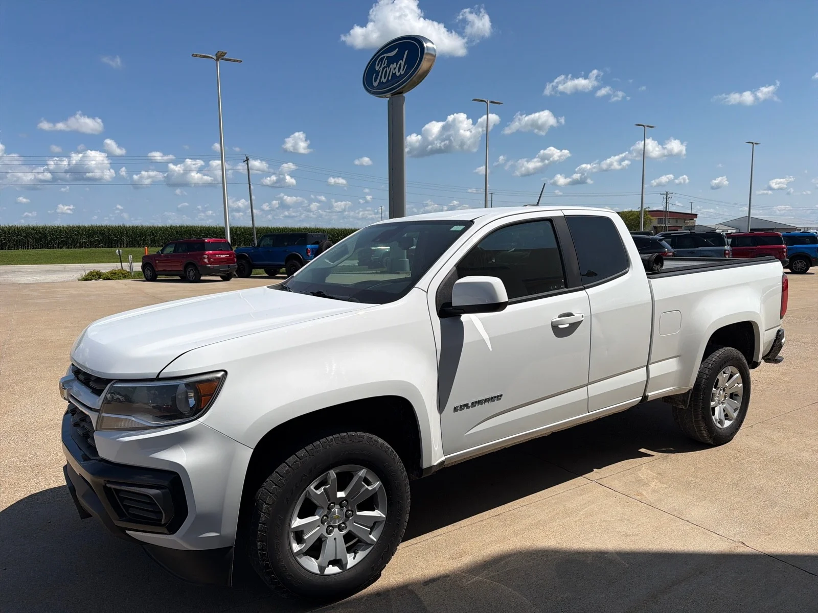 Used 2022 White Chevrolet 2WD LT image 6