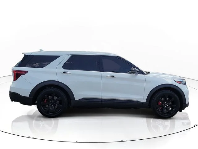 Used 2022 White Ford ST image 4