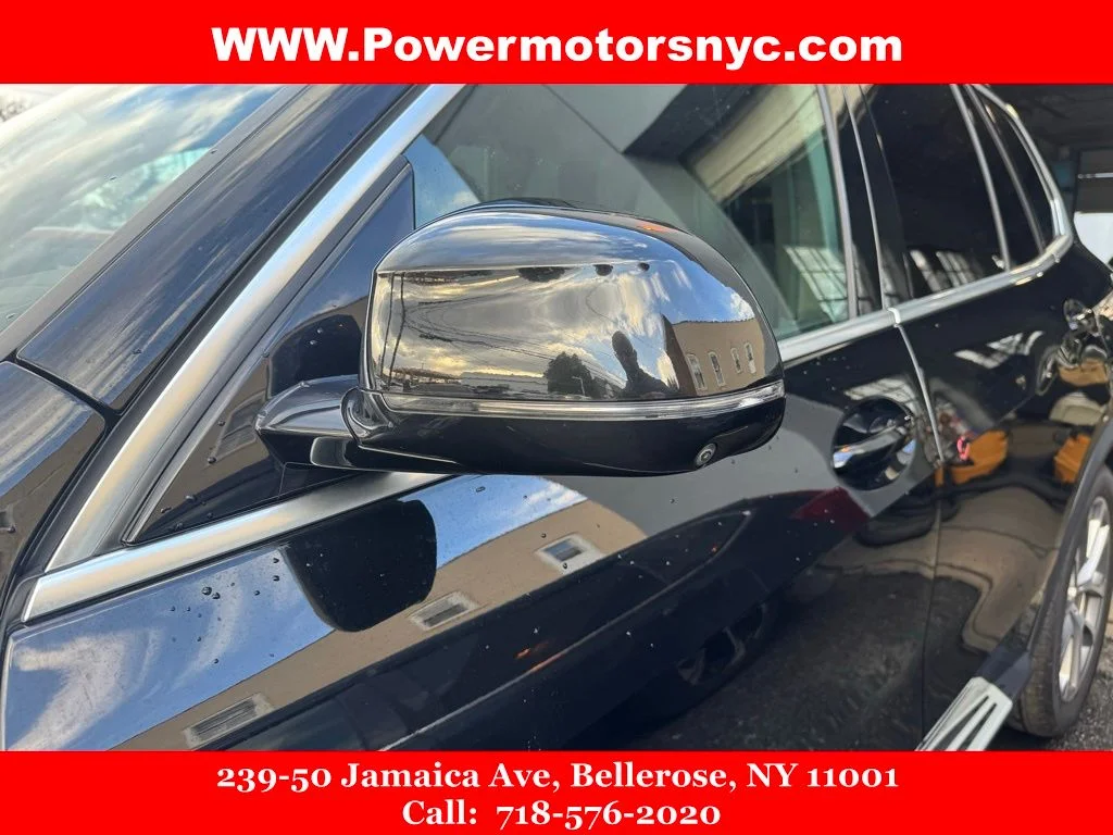 Used 2023 Black BMW xDrive40i image 11