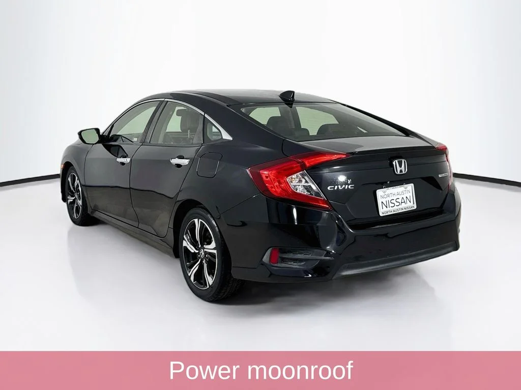 Used 2018 Black Honda Touring image 5