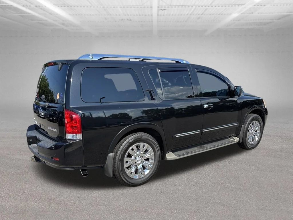 Used 2015 Black Nissan Platinum image 3